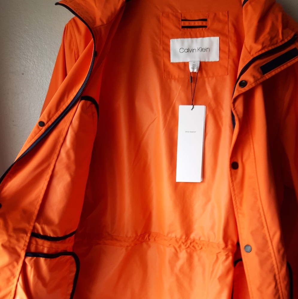 Calvin Klein Spring collection 2019 jacket - Picture 7 of 7